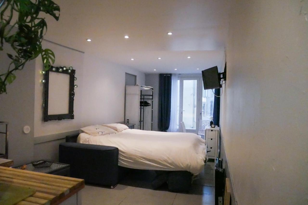 Le Studio - La Roquebrussanne Apartment Exterior photo